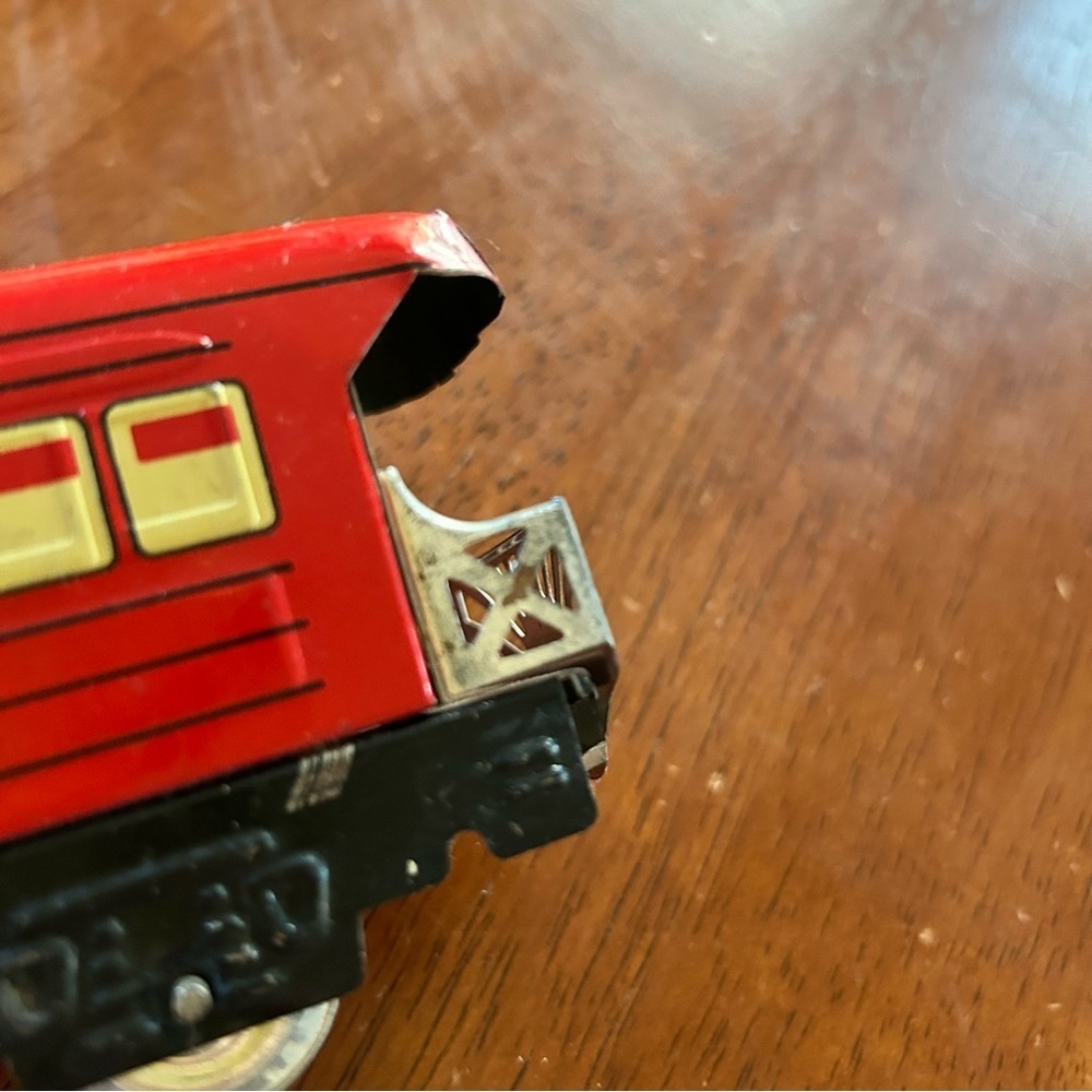 3 Vintage Metal Train Cars, Pullman, Lumber and Coal THINK HOLIDAY DECOR - Picture 6 of 13